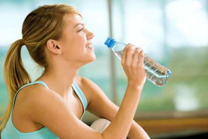 water replaces food during the drinking diet